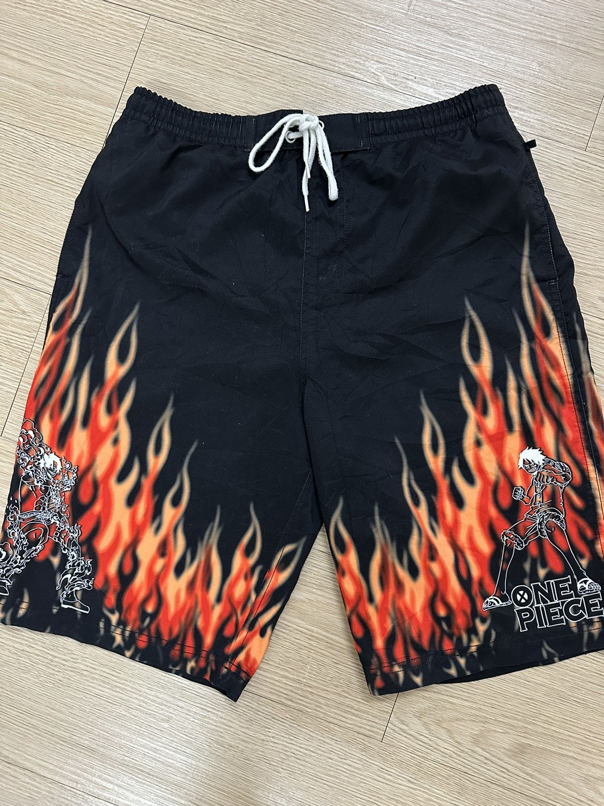 Anime × Vintage Rare And Beautiful One Piece Flame Comic Design Board Shorts Size US 32 / EU 48 - 6 Thumbnail