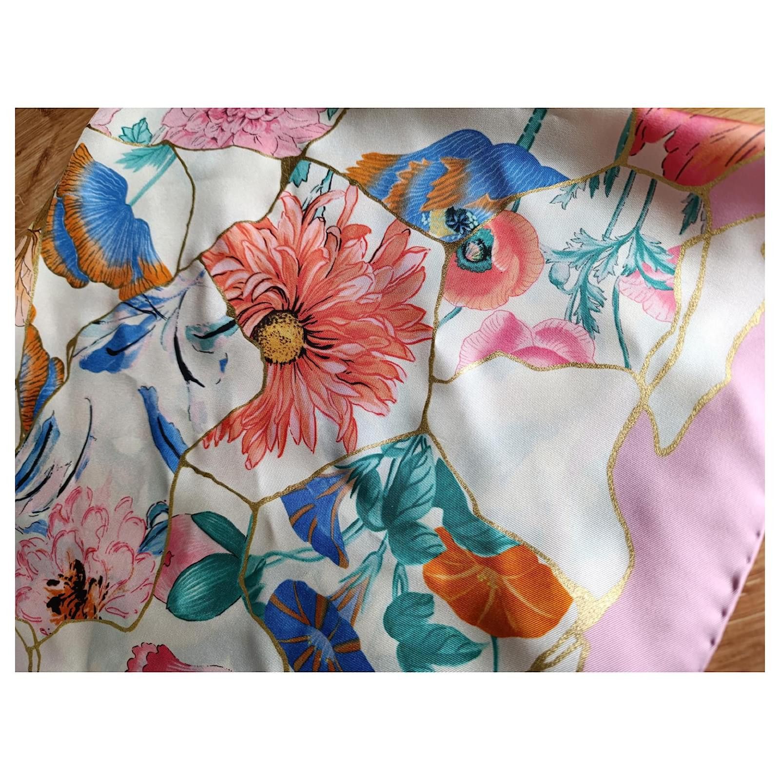 Salvatore Ferragamo o1s1rm1024 Size: 90x90 Cm / Scarf in Multicolor Size ONE SIZE - 5 Thumbnail