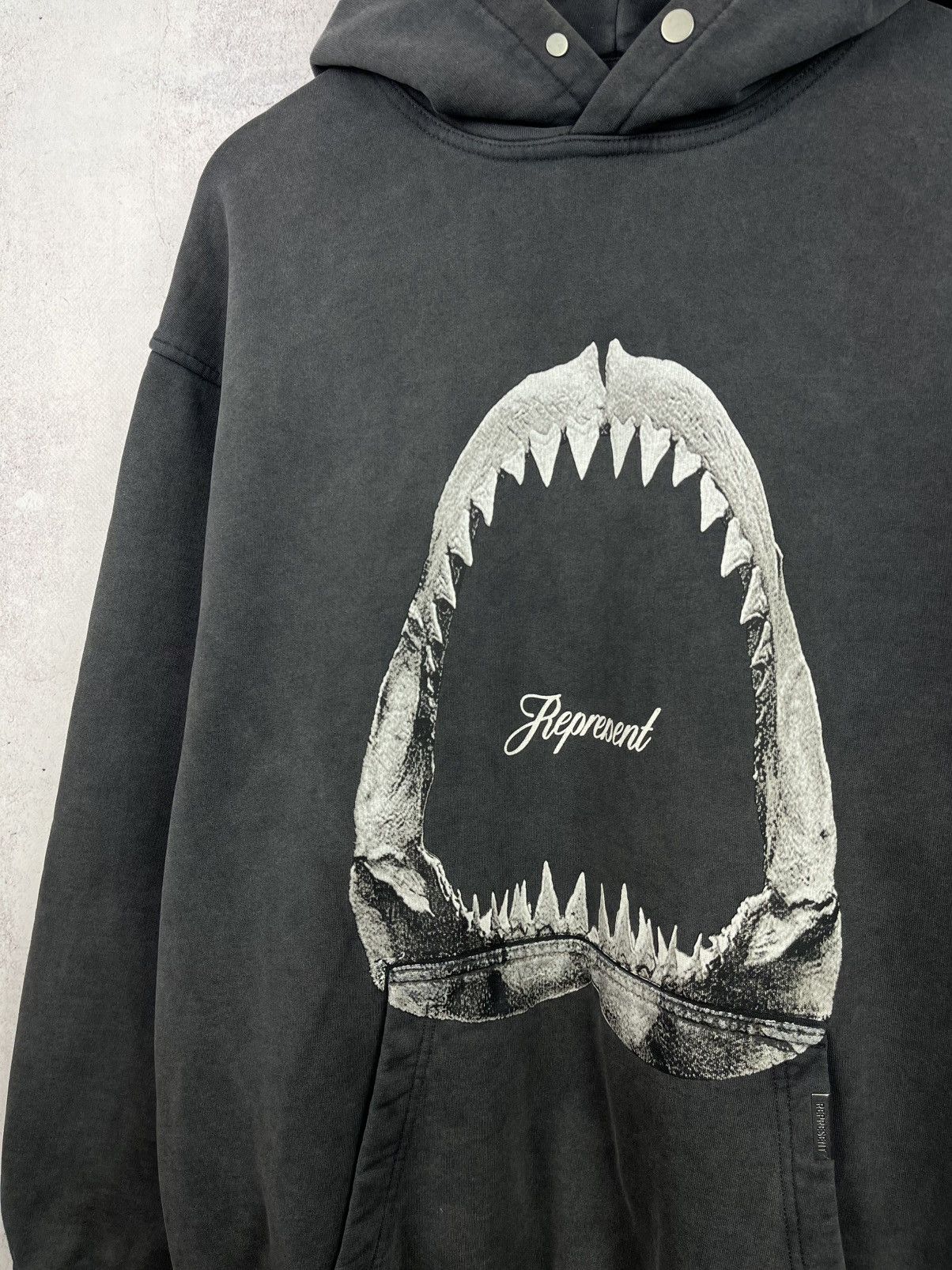 Represent Clo. Represent Shark Jaws Print Hoodie Rare Hype Streetwear Y2K Size US S / EU 44-46 / 1 - 4 Thumbnail