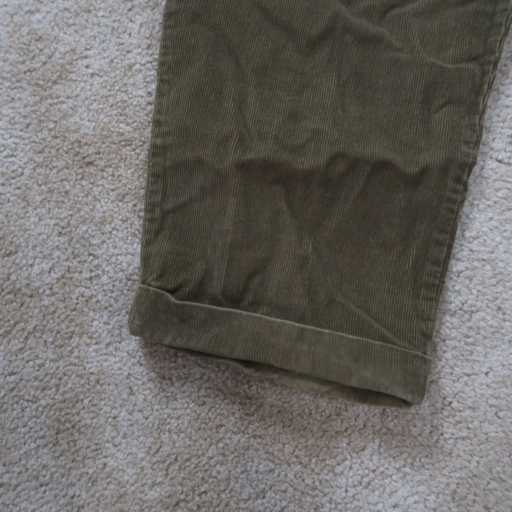 Dockers VINTAGE Dockers Khaki Pants Men 36x30 Corduroy Classic Straight Fit Pleated 5-Pocket Beige Brown MENS Size US 36 / EU 52 - 2 Thumbnail
