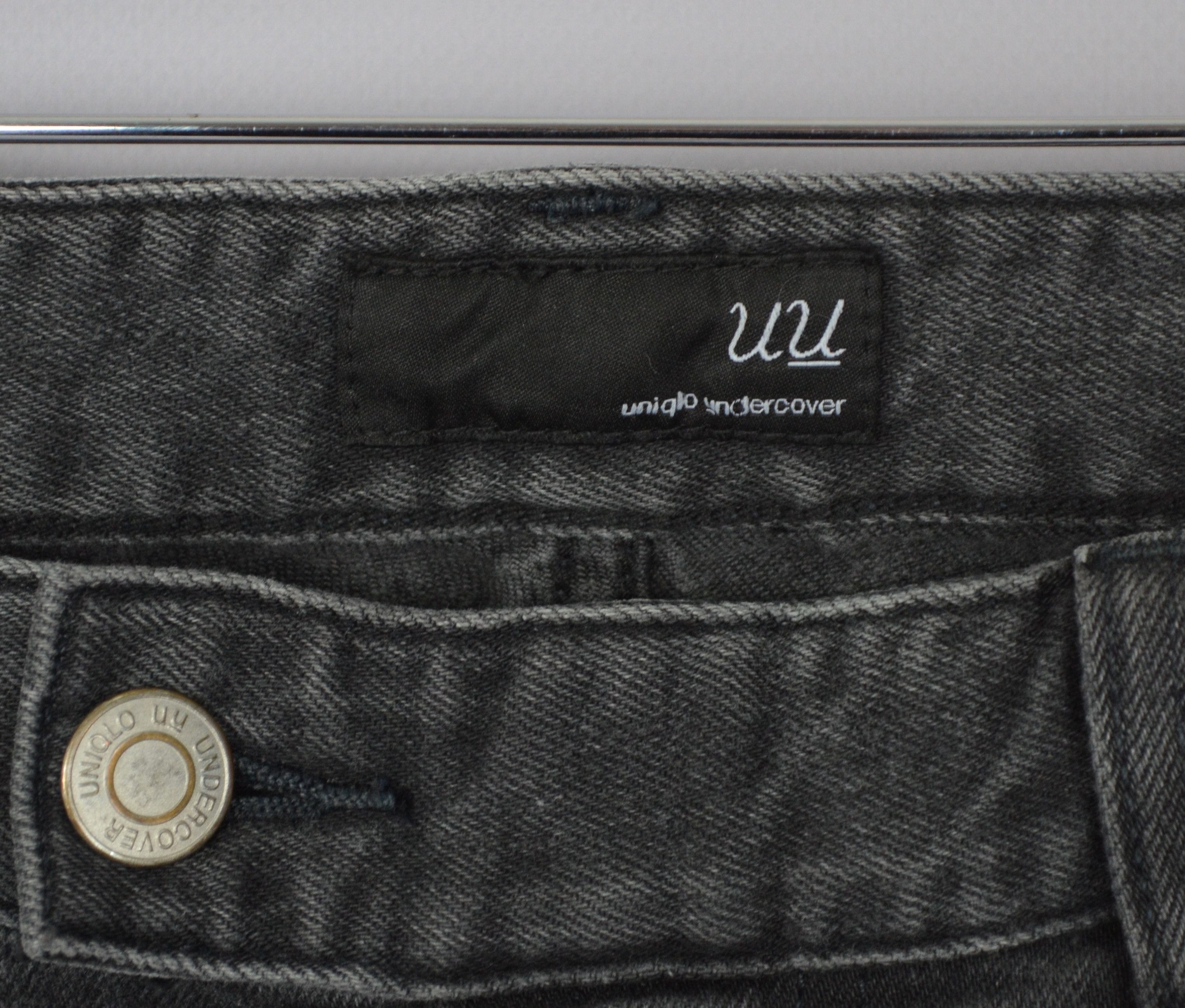 Designer × Undercover × Uniqlo Uniqlo Undercover Grey Denim Slim Jeans Size W29 L34 Size US 29 - 6 Thumbnail