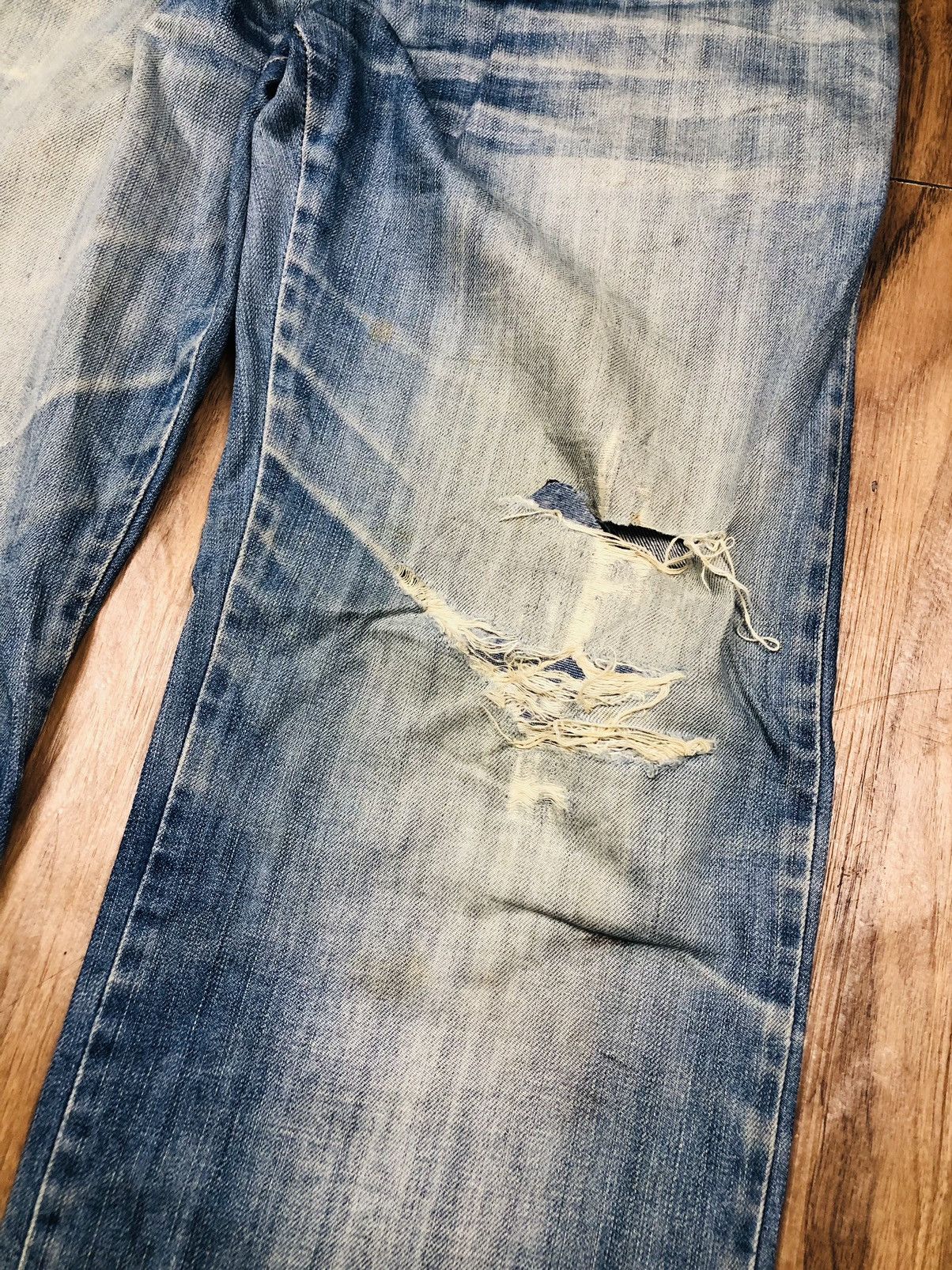 Dolce & Gabbana Dolce & Gabbana Distress Jeans (36) Size US 34 / EU 50 - 6 Thumbnail
