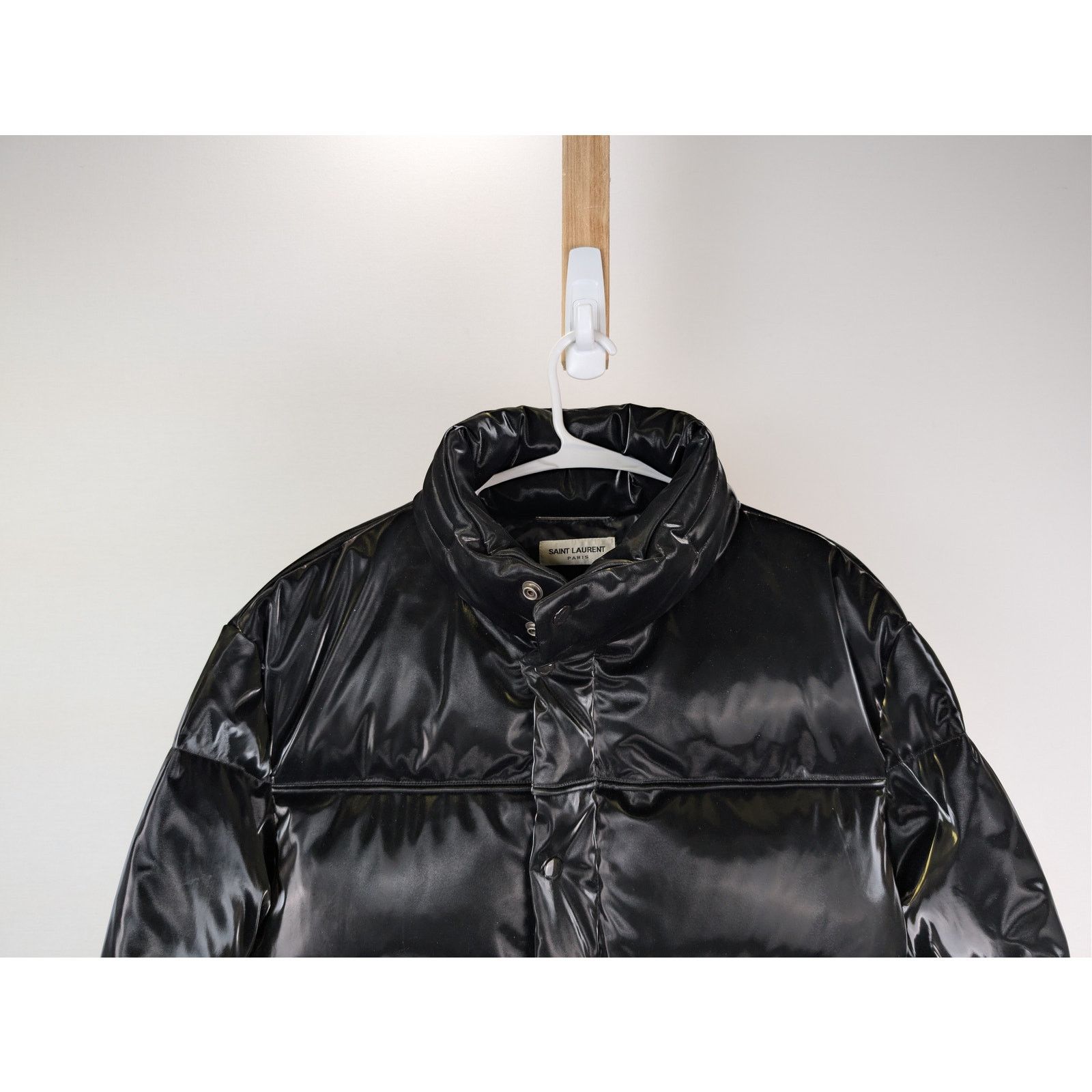 Saint Laurent Paris o1rshd1 CC20 Lacquered Down Puffer Jacket in black technical Size US M / EU 48-50 / 2 - 2 Thumbnail