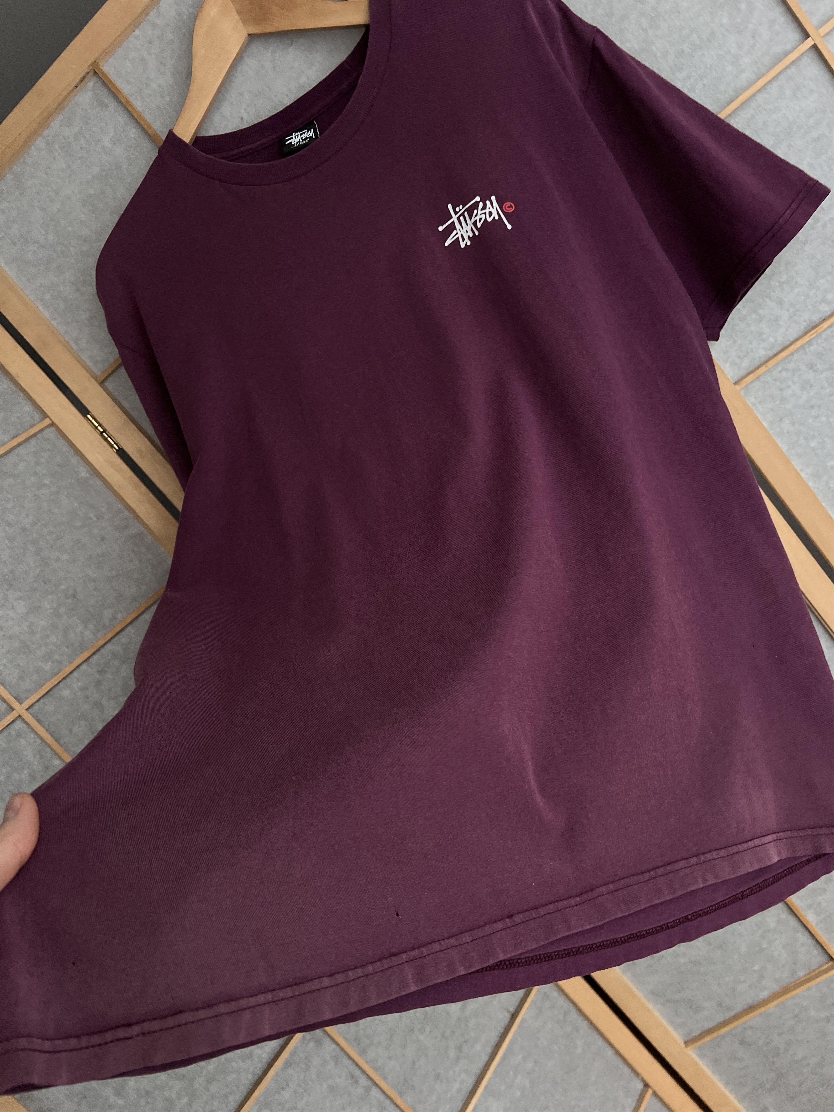 Stussy Crazy Stussy sunfaded burgundy vintage big back logo t shirt Size US L / EU 52-54 / 3 - 14 Thumbnail