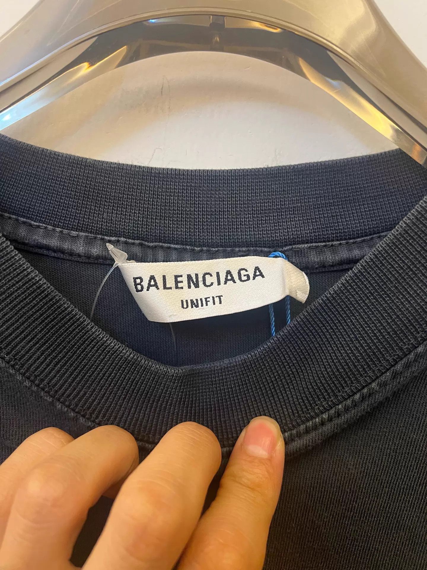 Balenciaga Balenciaga Batman Logo Distressed Tee Men's Black Size 3 New Size US L / EU 52-54 / 3 - 2 Thumbnail