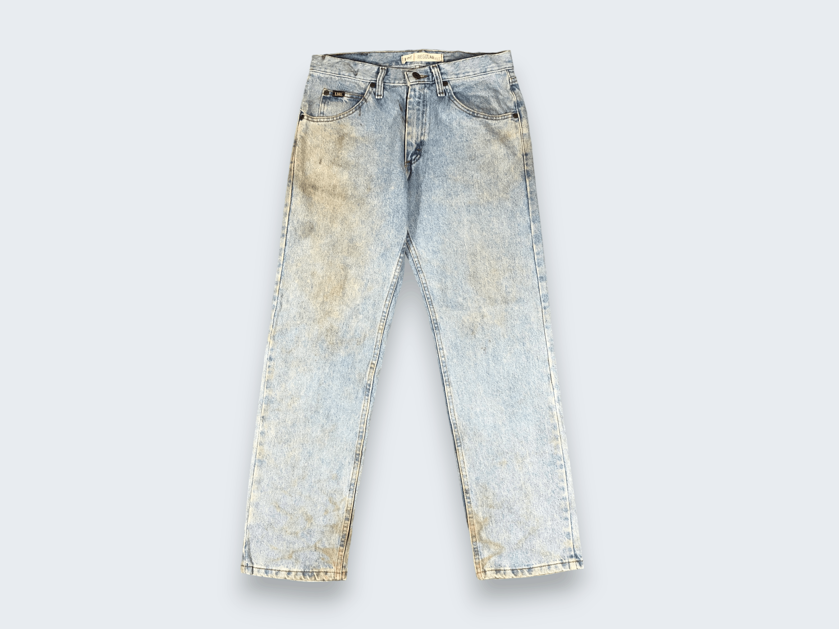 Lee × Vintage Vintage Lee Light Blue Wash Jeans Dirty L797 Size US 32 / EU 48 - 1 Thumbnail