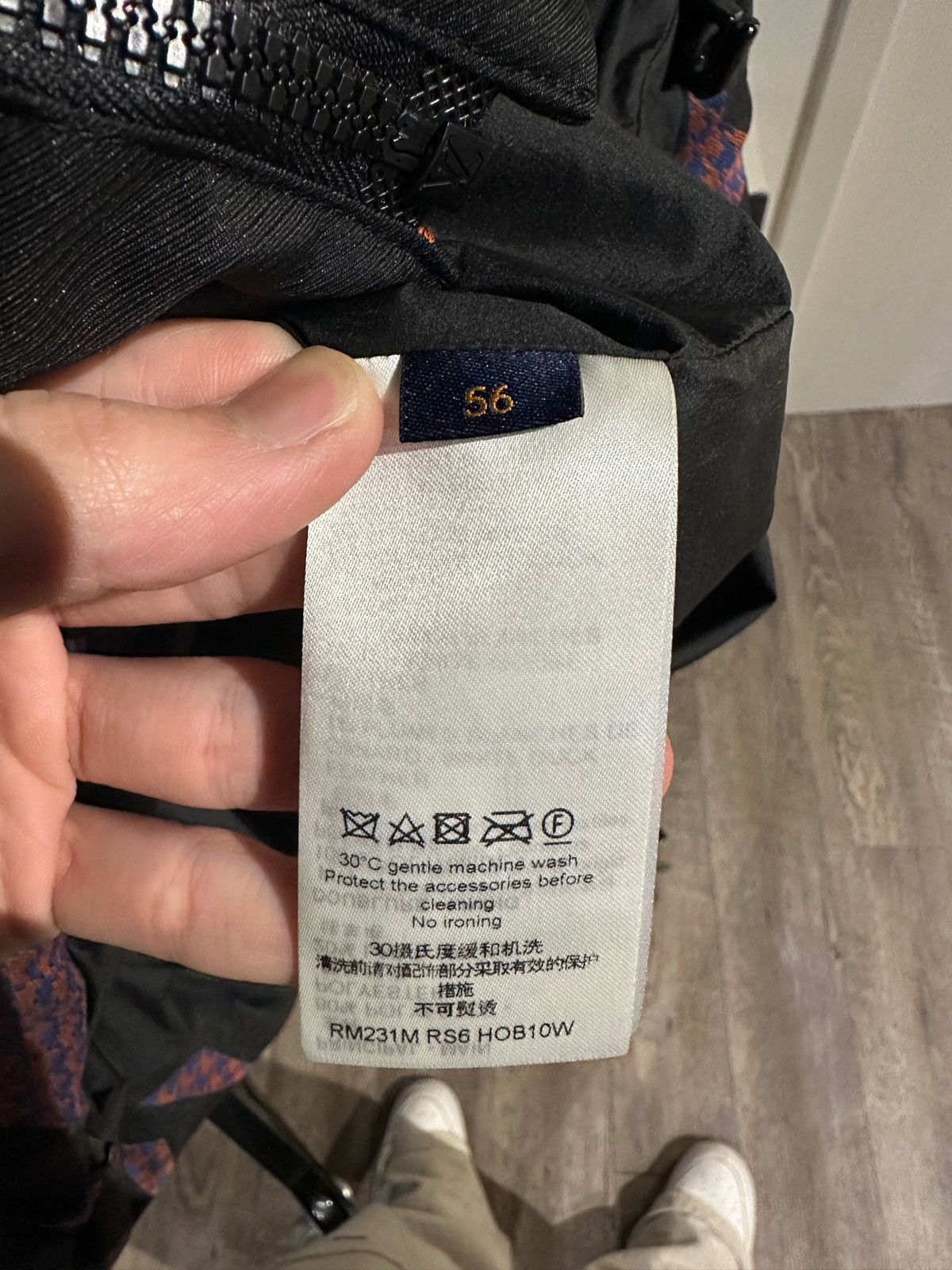 Louis Vuitton New Louis Vuitton Bi-Material Puffer Size 56 Size US XL / EU 56 / 4 - 5 Thumbnail