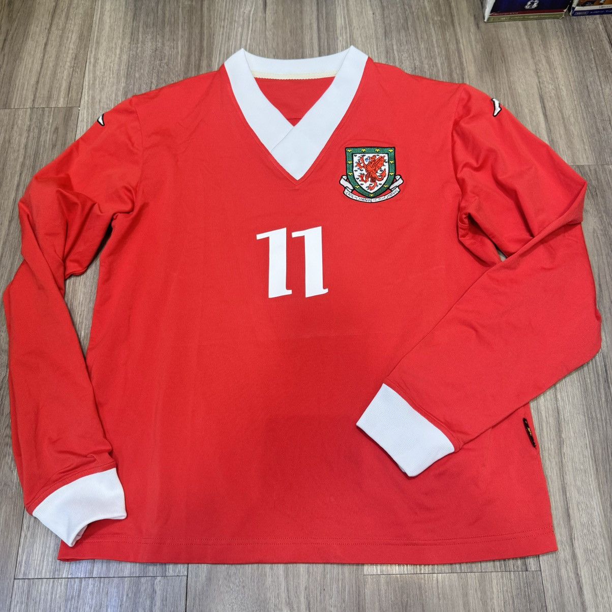 Kappa Wales 06/07 Longsleeves home shirt #11 Giggs Size US XL / EU 56 / 4 - 1 Thumbnail