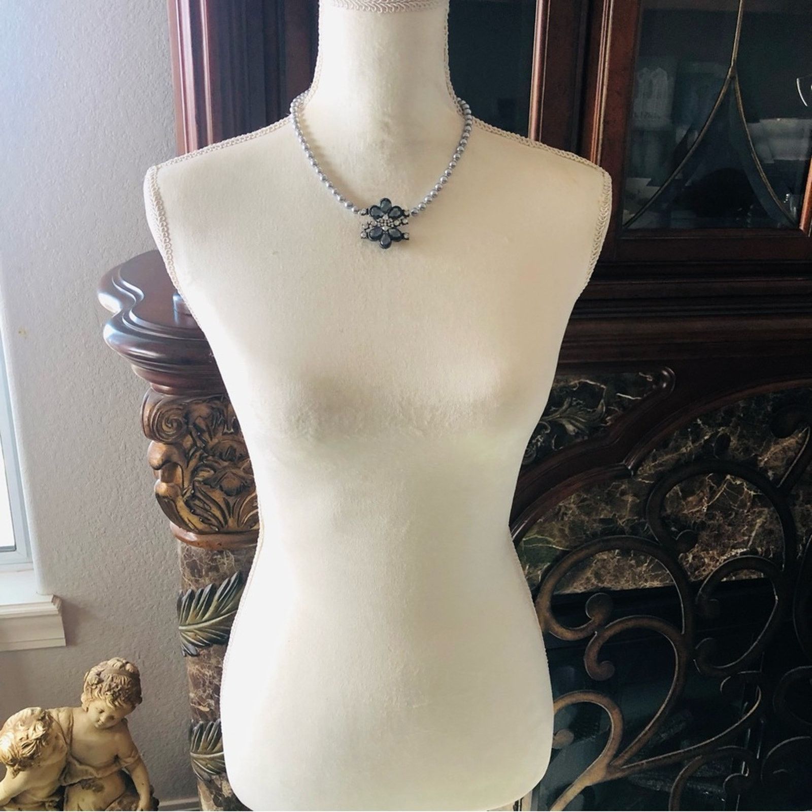 Handmade Handcrafted repurpose smoky stone floral Pearl necklace Size ONE SIZE - 7 Thumbnail