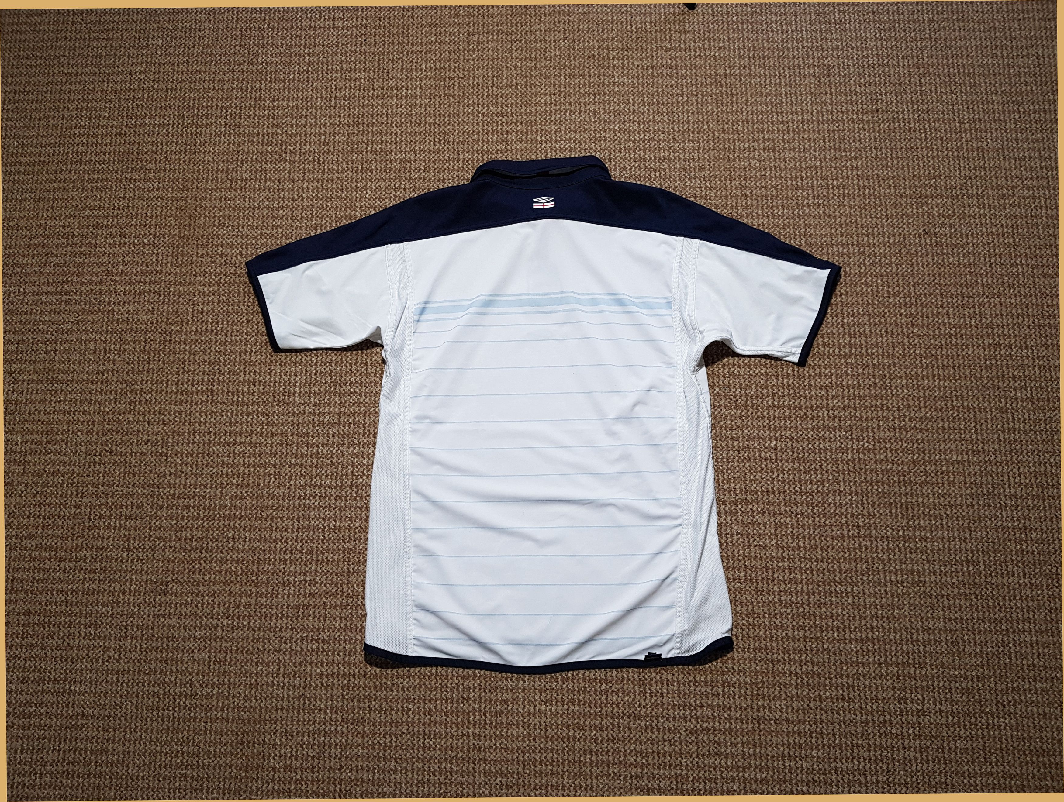 Umbro Umbro England Soccer Jersey 2003 Reversible Home National L Size US L / EU 52-54 / 3 - 3 Thumbnail