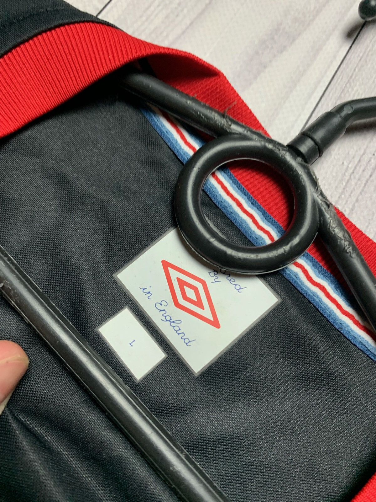 Umbro Umbro England vintage soccer jersey Size L Size US L / EU 52-54 / 3 - 4 Thumbnail