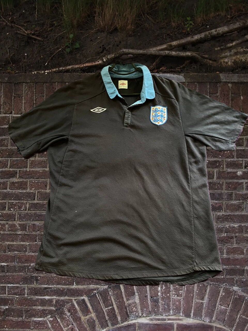 Umbro × Vintage Vintage Umbro England Soccer Jersey T Shirt Size US M / EU 48-50 / 2 - 1 Thumbnail