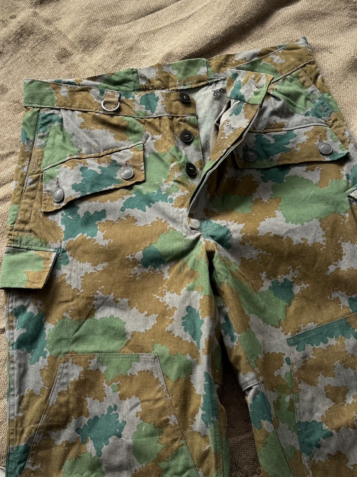 Vintage 1960s Vintage East German 'NVA' Blumentarn Camo Pants Size US 36 / EU 52 - 3 Thumbnail