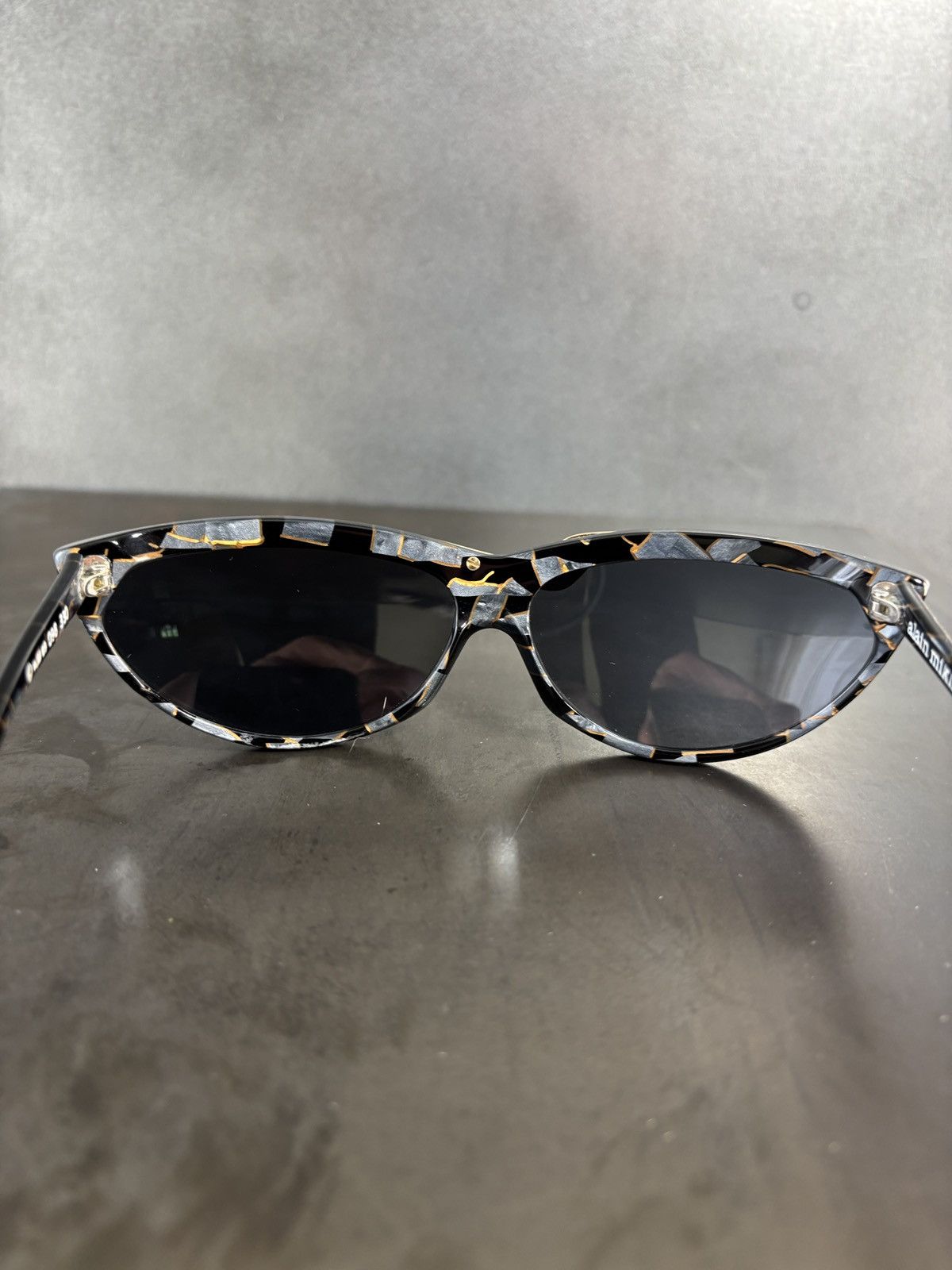 Alain Mikli × Vintage 1980s Alain Mikli Sunglasses Vintage Asymmetrical Marble 098 Size ONE SIZE - 17 Thumbnail