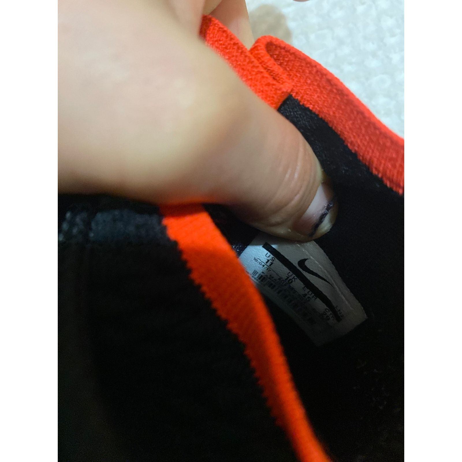 Nike Nike Lebron XV 15 Black Sail Bright Crimson Sneakers 11 Size US 11 / EU 44 - 6 Thumbnail