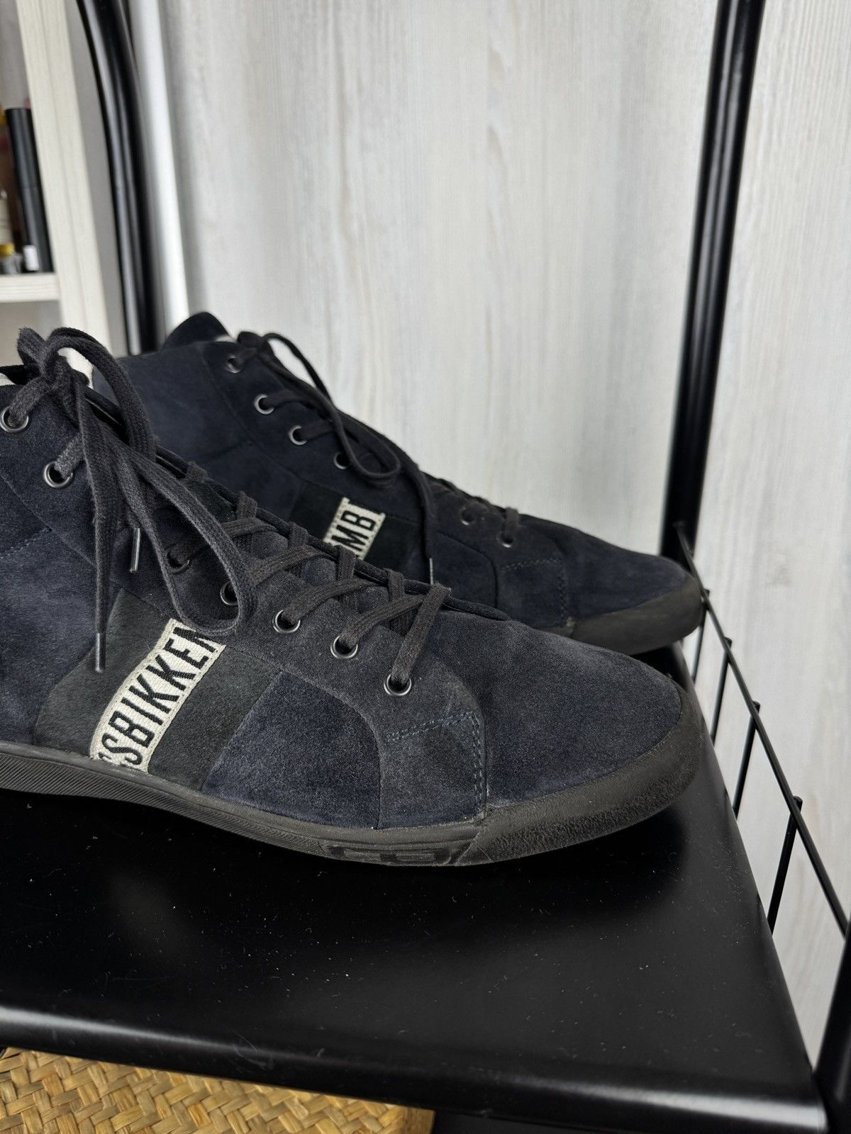 Dirk Bikkembergs Bikkembergs Campus navy blue suede hi-top sneakers size 42 Size US 9 / EU 42 - 3 Thumbnail