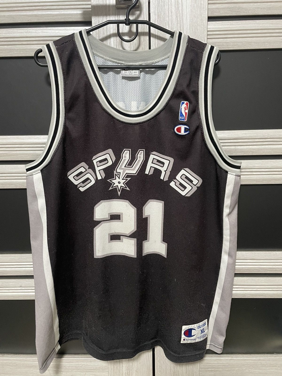 Champion × NBA × Vintage Vintage 1998 San Antonio Spurs Dunkan 21 Champion Jersey Kit Size US XL / EU 56 / 4 - 3 Thumbnail