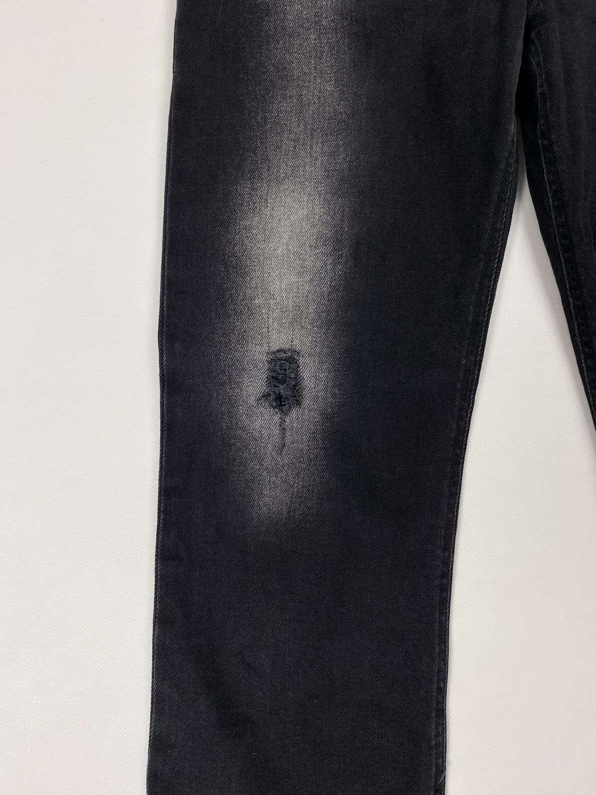 Acne Studios Acne Studios Pop Given Trash ladies distressed denim jeans Size 34" / US 12 / IT 48 - 8 Thumbnail