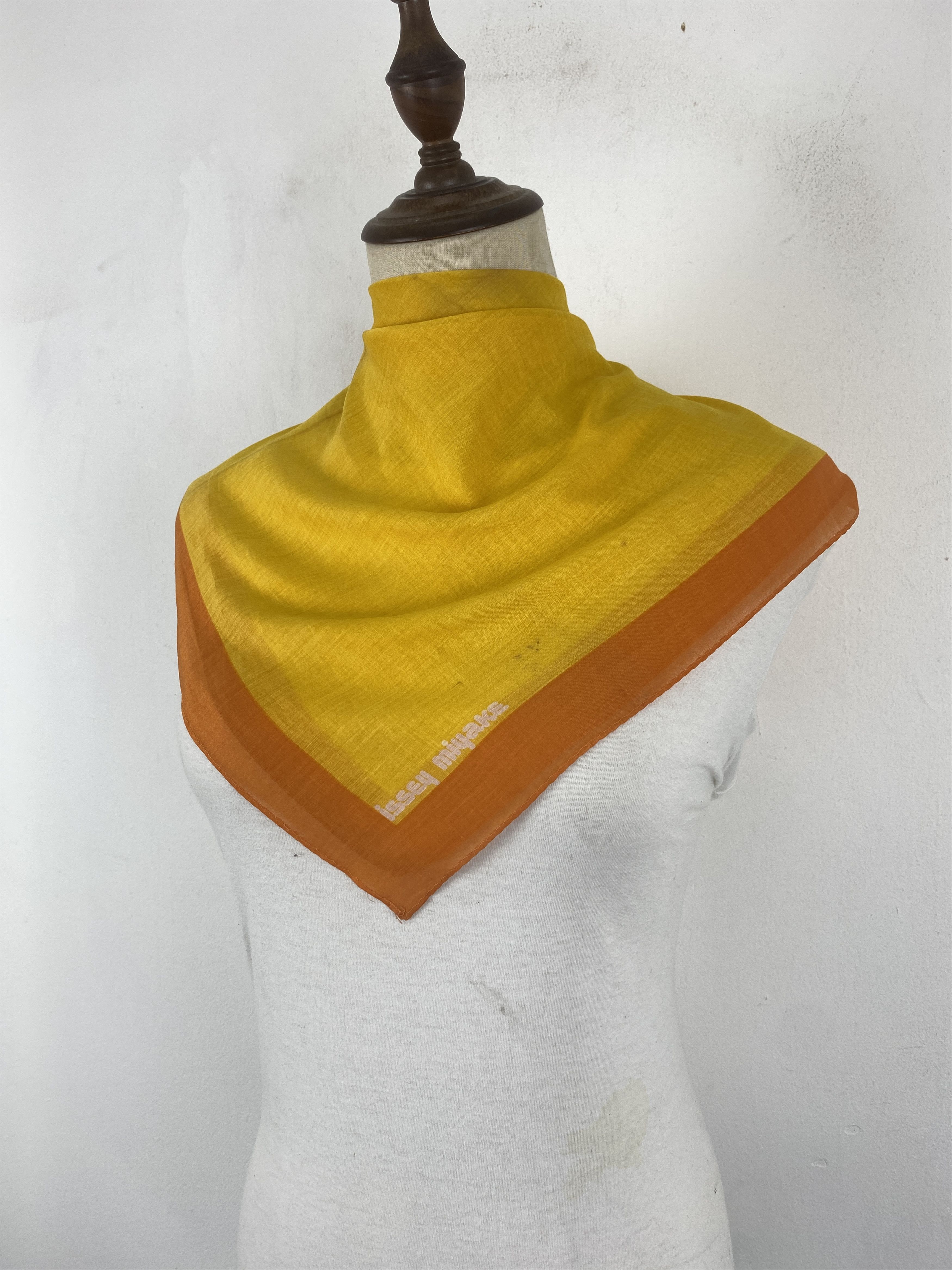 Issey Miyake Issey Miyake Silk Scarf / Foulards / Silk Shawl SN0029 Size ONE SIZE - 2 Thumbnail
