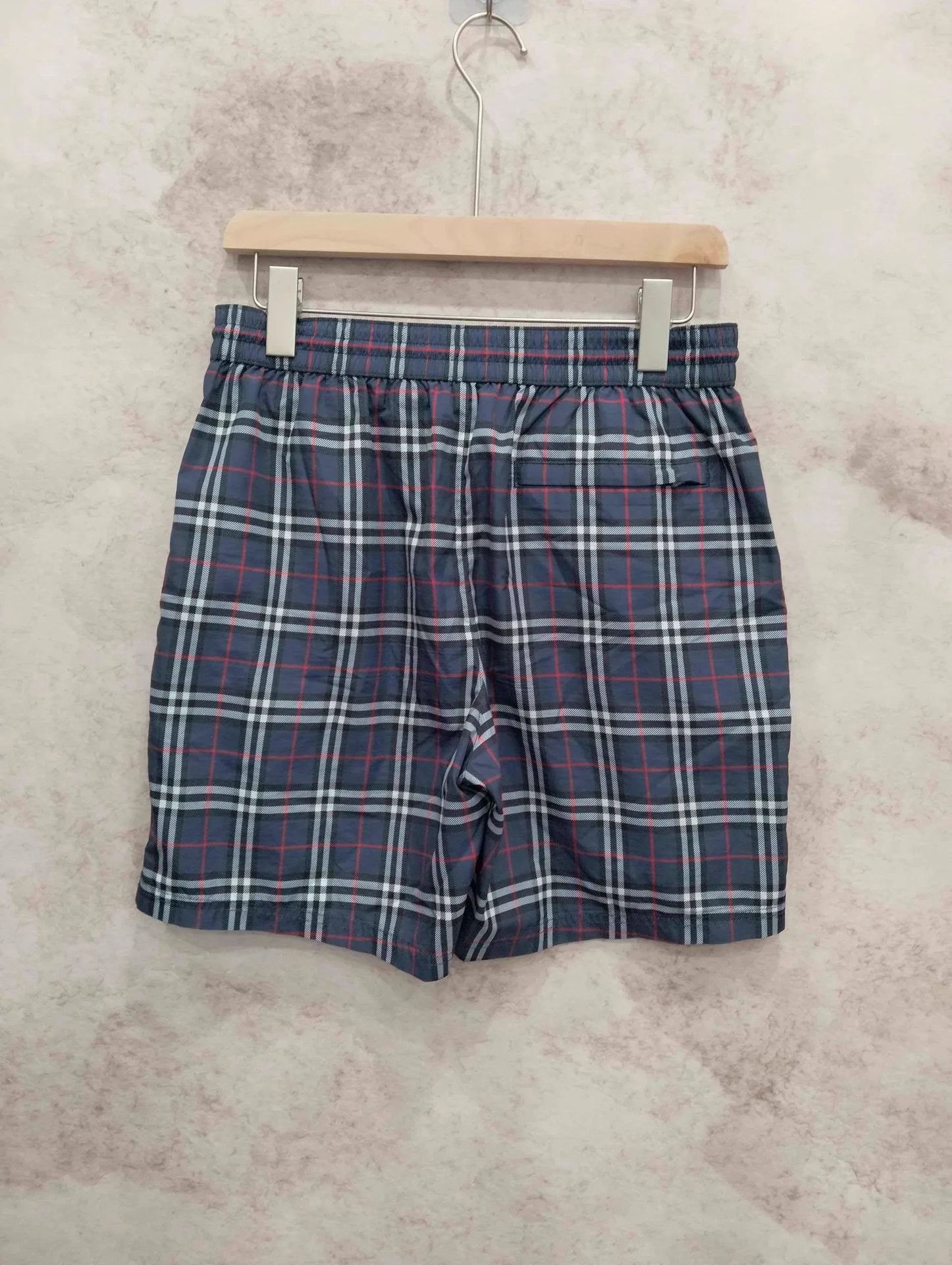 Burberry Burberry Classic Check Beach Shorts S 95 New Size 26" / US 2 / IT 38 - 2 Thumbnail