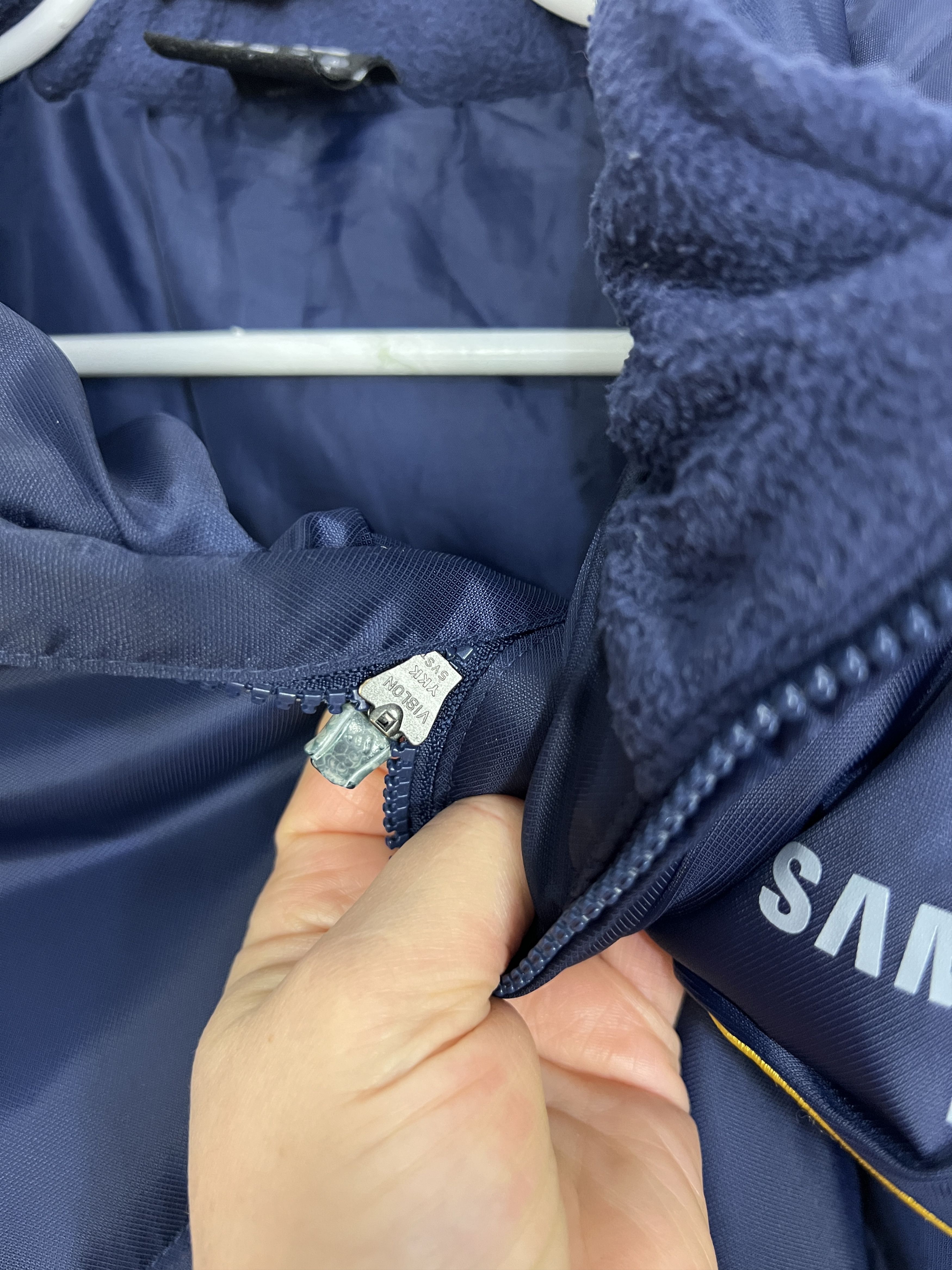 Adidas Vintage Adidas Chelsea Football Padded Hooded Jacket Bomber Size US L / EU 52-54 / 3 - 3 Thumbnail