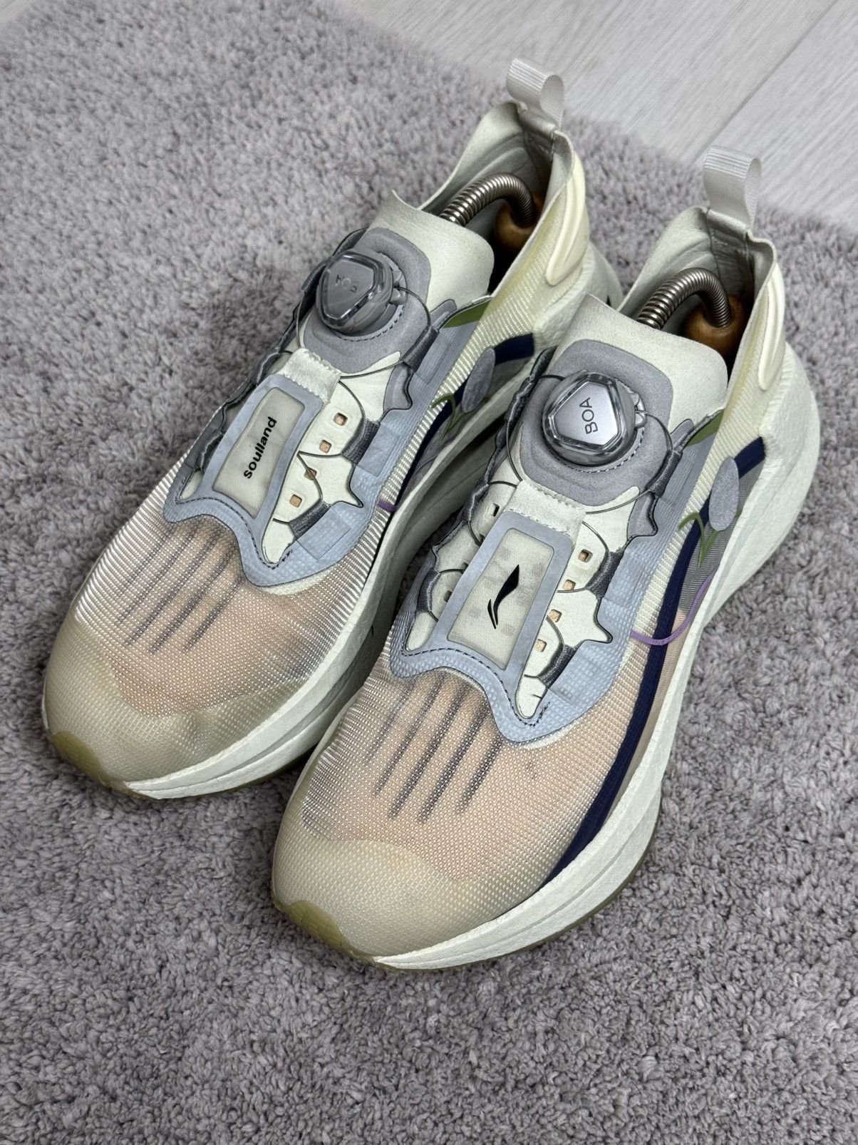 Li-Ning Li-Ning x Soulland Shadow "Snow White" Running Shoes Carbon Size US 9.5 / EU 42-43 - 4 Thumbnail