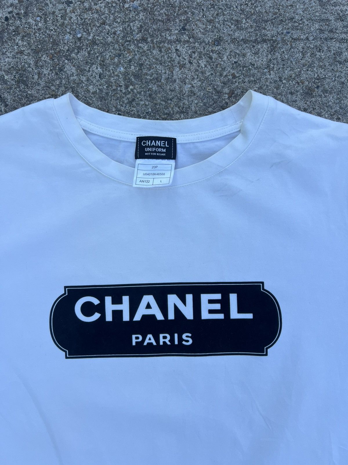 Chanel Chanel Logo Tee Size M / US 6-8 / IT 42-44 - 4 Thumbnail