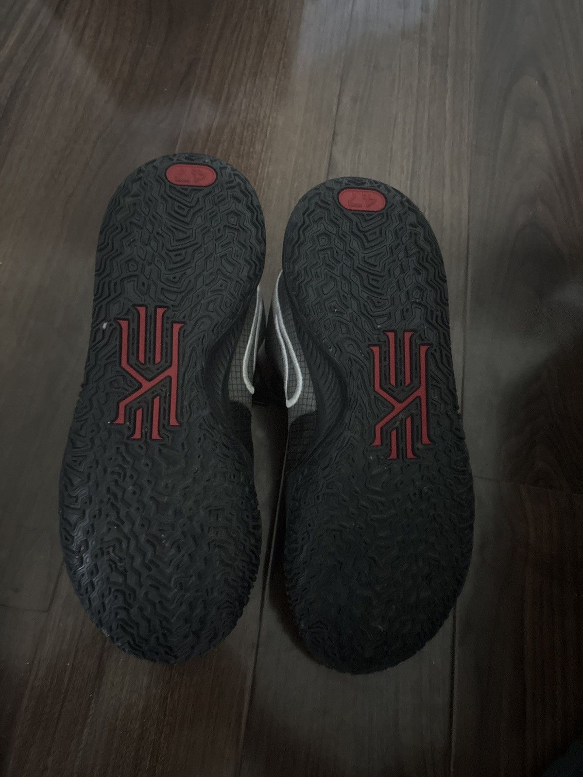 Nike Kyrie Low 4 Size US 12.5 / EU 45-46 - 5 Thumbnail