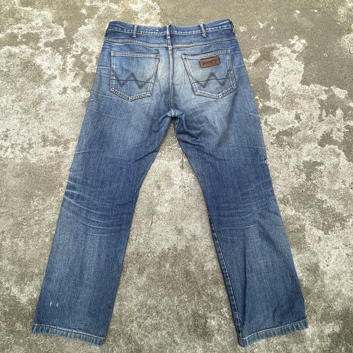 Wrangler Y2K Wrangler Distressed Washed Mud Jeans Vintage Size US 36 / EU 52 - 2 Thumbnail