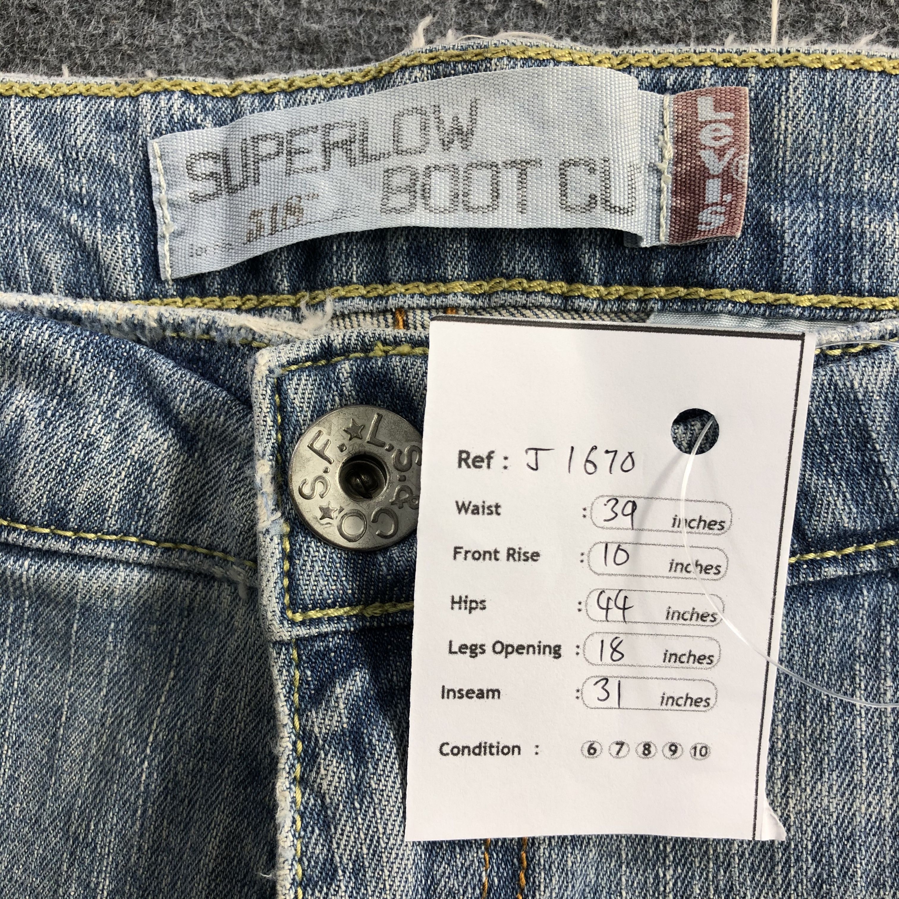 Levi's Vintage Light Wash Levis 518 Jeans-J1670 Size US 39 - 16 Thumbnail