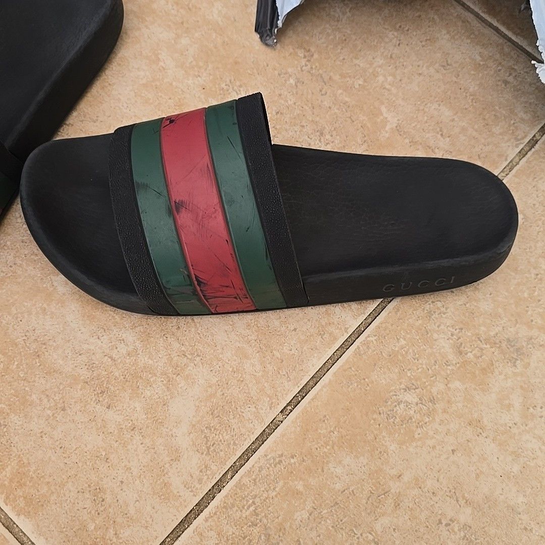 Gucci Gucci slide Size US 10 / EU 43 - 1 Thumbnail