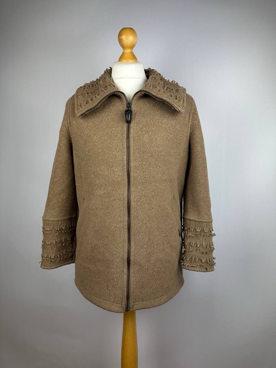 GIESSWEIN Vintage Giesswein Austria Coat Jacket Womens Beige Lana Wool Size S / US 4 / IT 40 - 11 Thumbnail