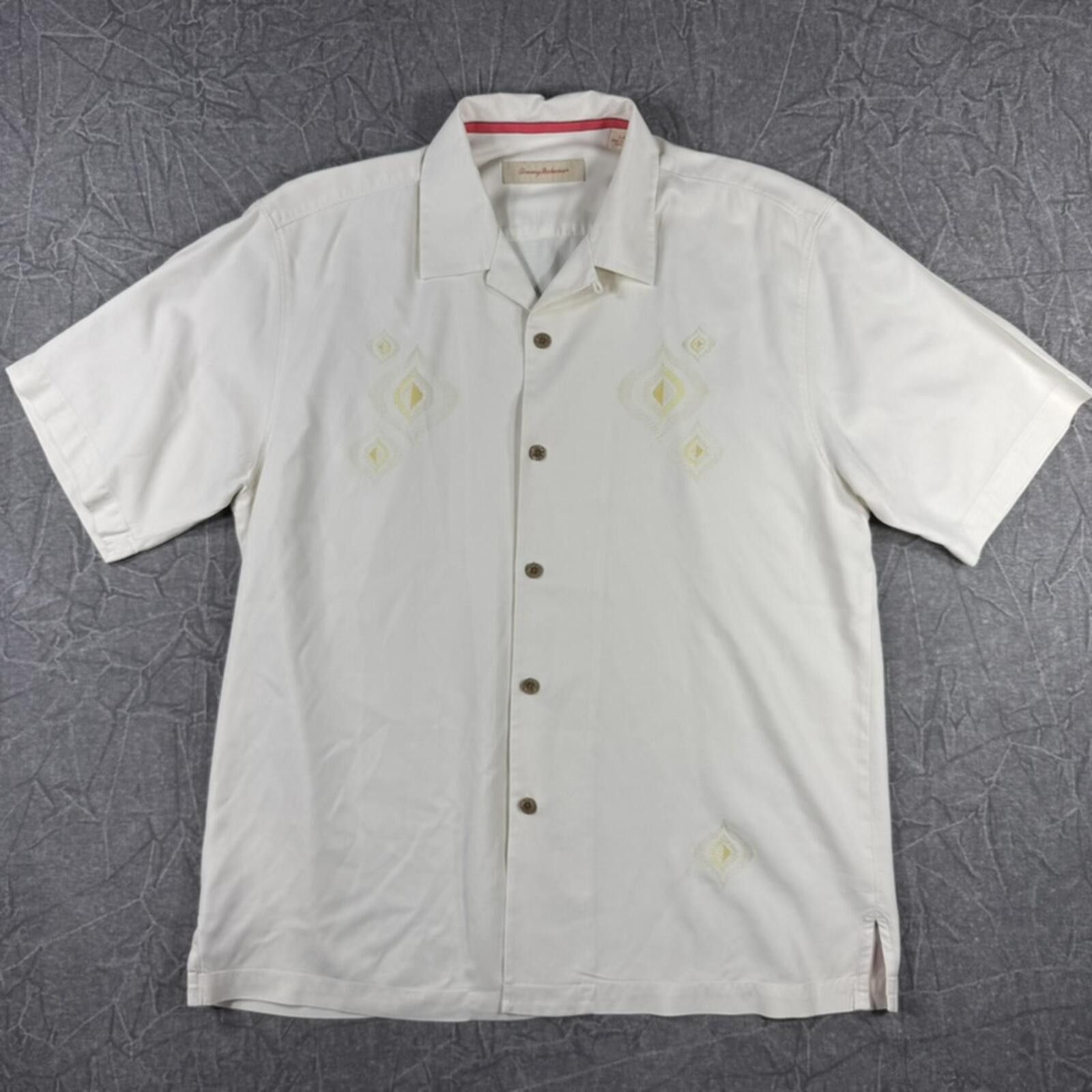 Tommy Bahama Tommy Bahama Shirt Men's L Cream Hawaiian Silk button down Size US L / EU 52-54 / 3 - 1 Thumbnail