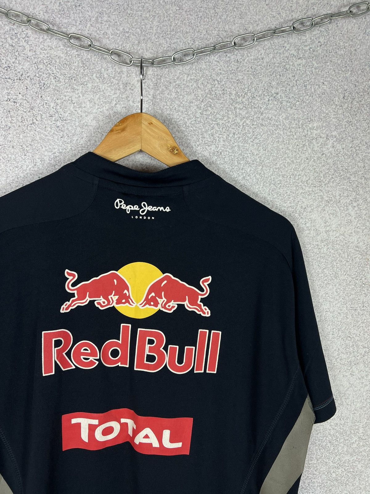 Red Bull Red Bull Racing Formula One Team T-Shirt Pepe Jeans Jersey Size US L / EU 52-54 / 3 - 9 Thumbnail