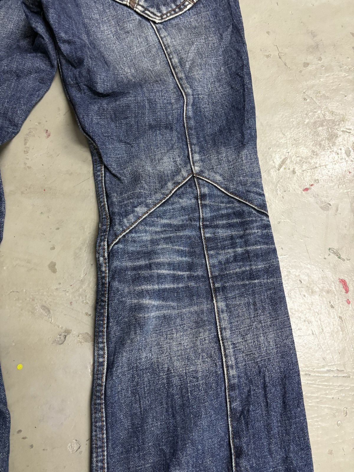 Tornado Mart 🥵Nicole club for men // Distressed Indigo Flared Denim Size US 31 - 5 Thumbnail
