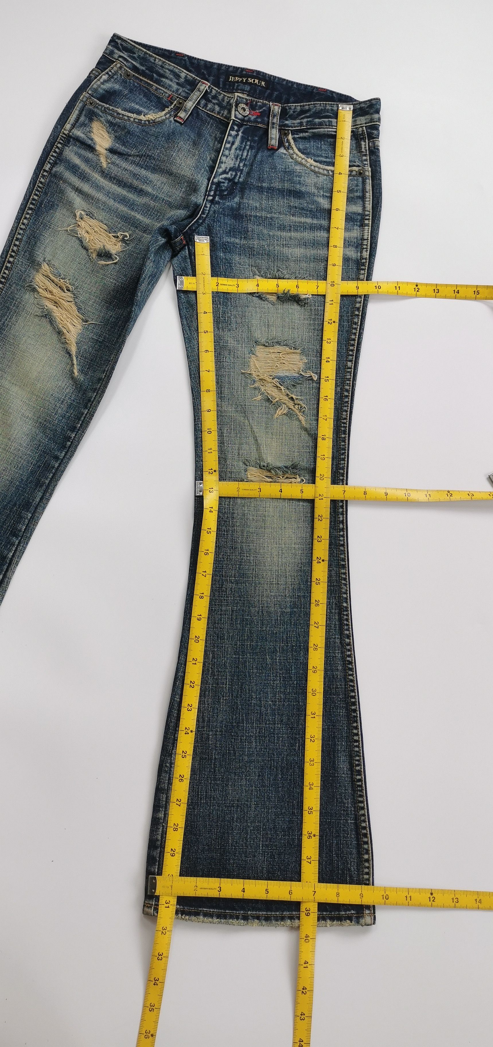 Le Grande Bleu (L.G.B.) Archive JEFFY SOUR Mudwash Bootcut Flare Jeans Style LGB Size US 29 - 11 Thumbnail