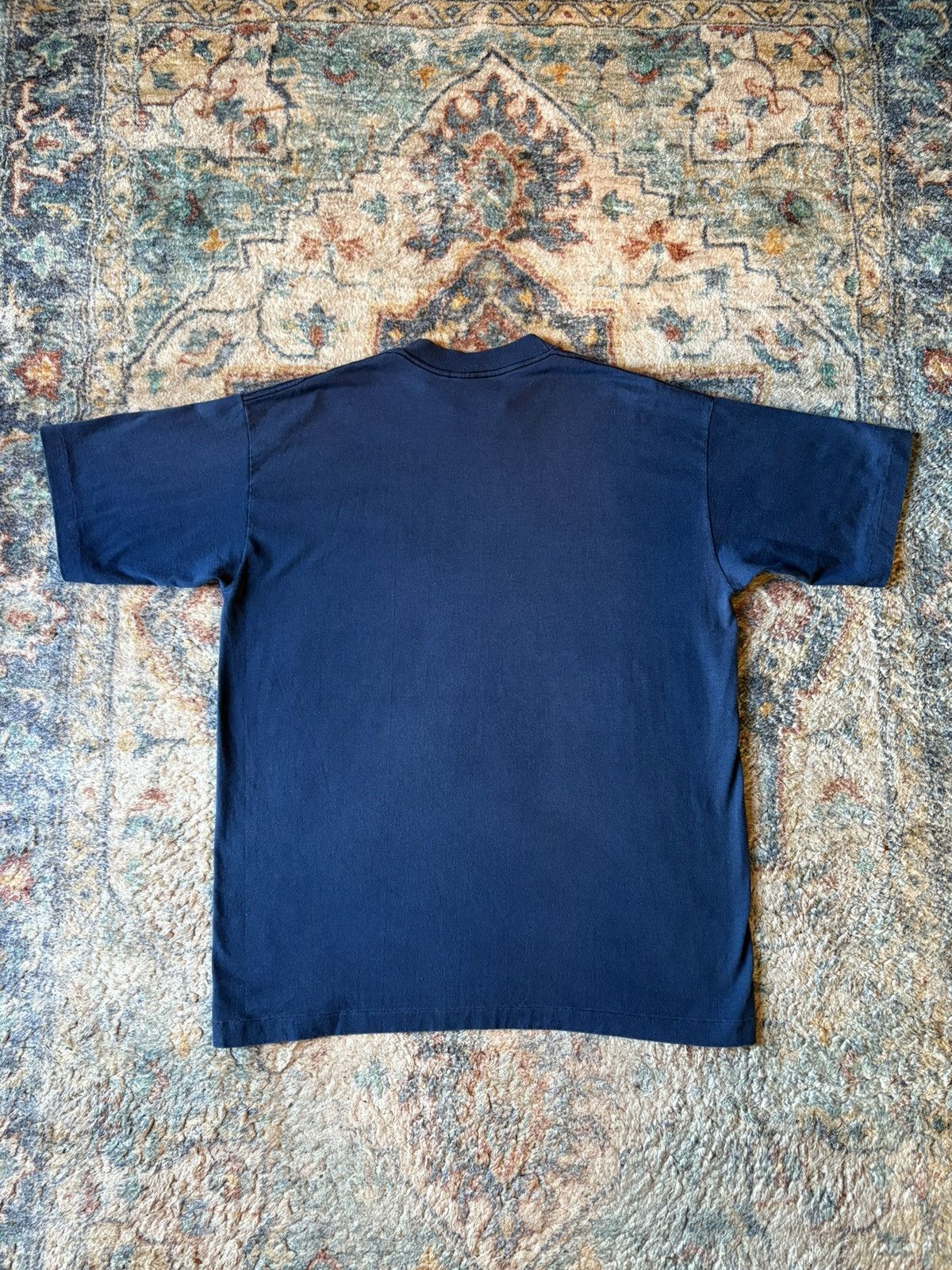 Vintage Vintage 80s Bears Fishing Way Out There Humour T-shirt Size US XL / EU 56 / 4 - 2 Thumbnail
