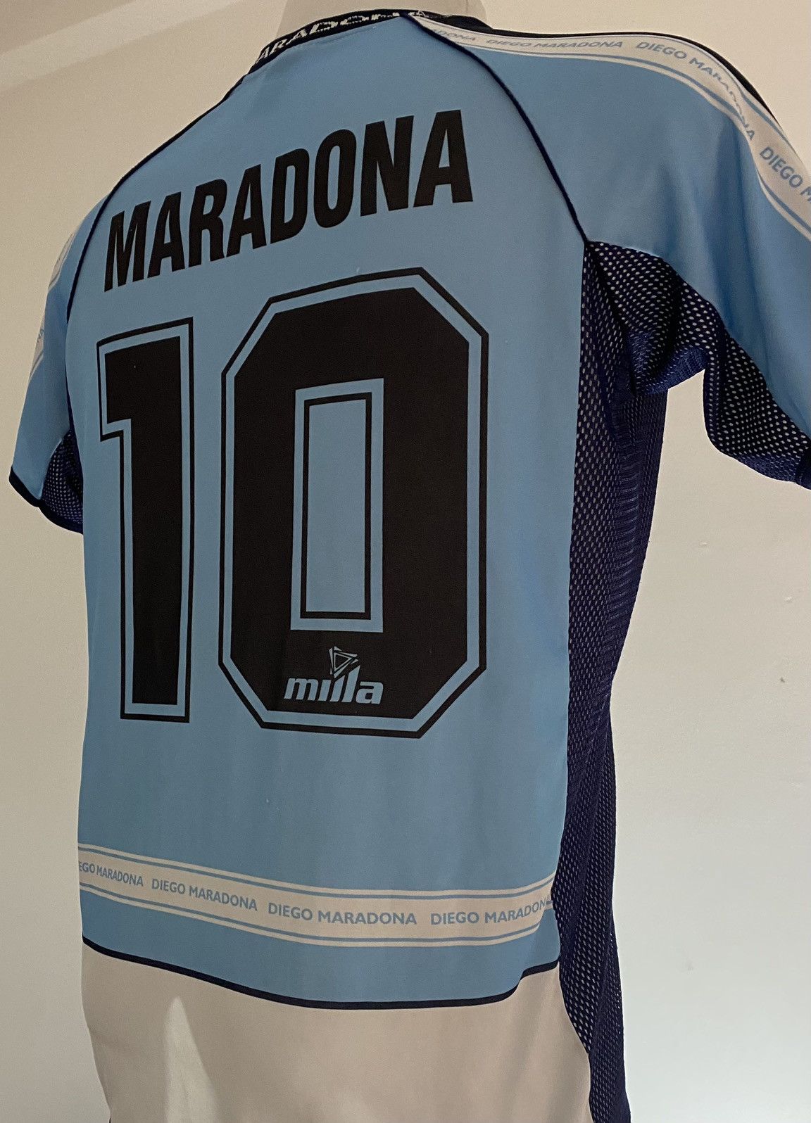 Other Vintage Football Shirt Tribute to Maradona’s soccer Era Size US M / EU 48-50 / 2 - 9 Thumbnail