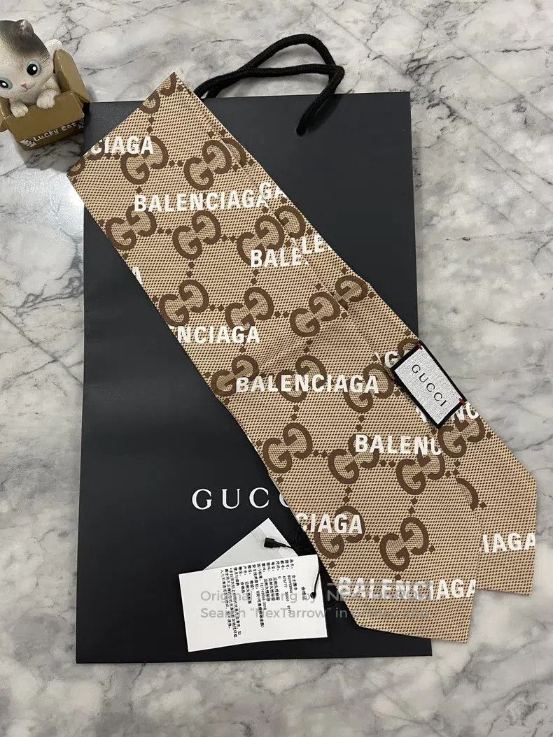 Gucci Gucci Co-branded silk scarf Size ONE SIZE - 1 Thumbnail