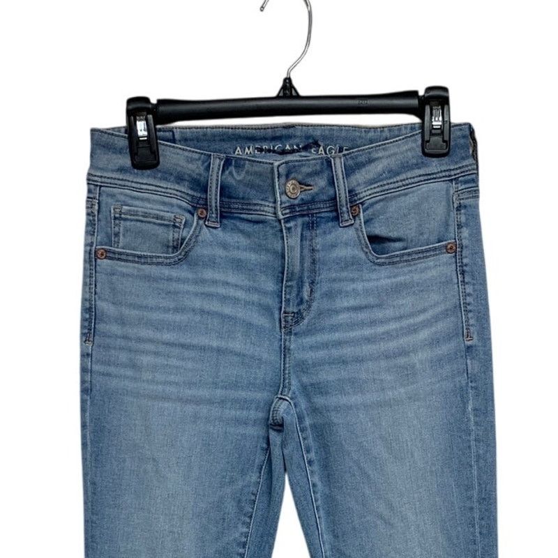 American Eagle Outfitters New American Eagle Womens Size 6 Kick Denim Blue Jeans Size 28" / US 6 / IT 42 - 2 Thumbnail