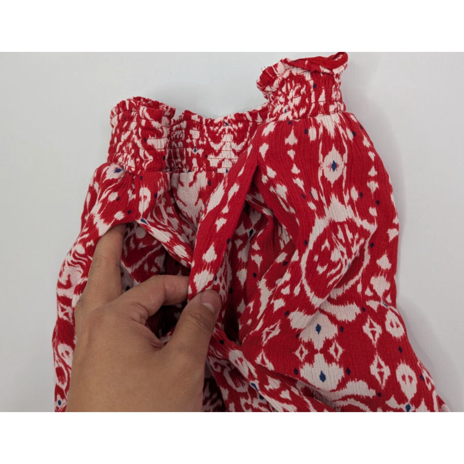 Vintage Knox Rose Shorts Women XL Red Geometric High Rise Lined Rayon Paperbag Casual Holiday Seasonal Spring Summer Fall Womens Size 40" / US 18 - 3 Thumbnail