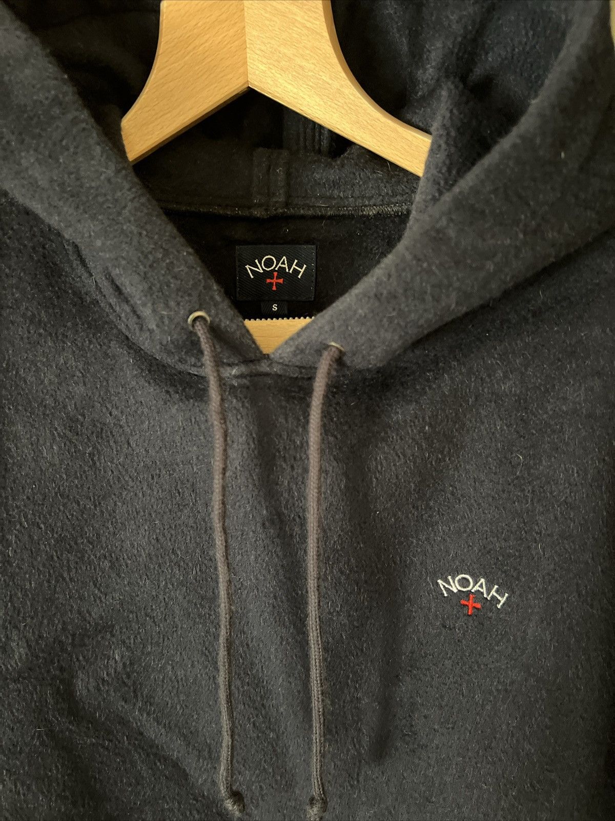 Noah Baby Camel Hair Hoodie Navy SOLD OUT Size US S / EU 44-46 / 1 - 2 Thumbnail