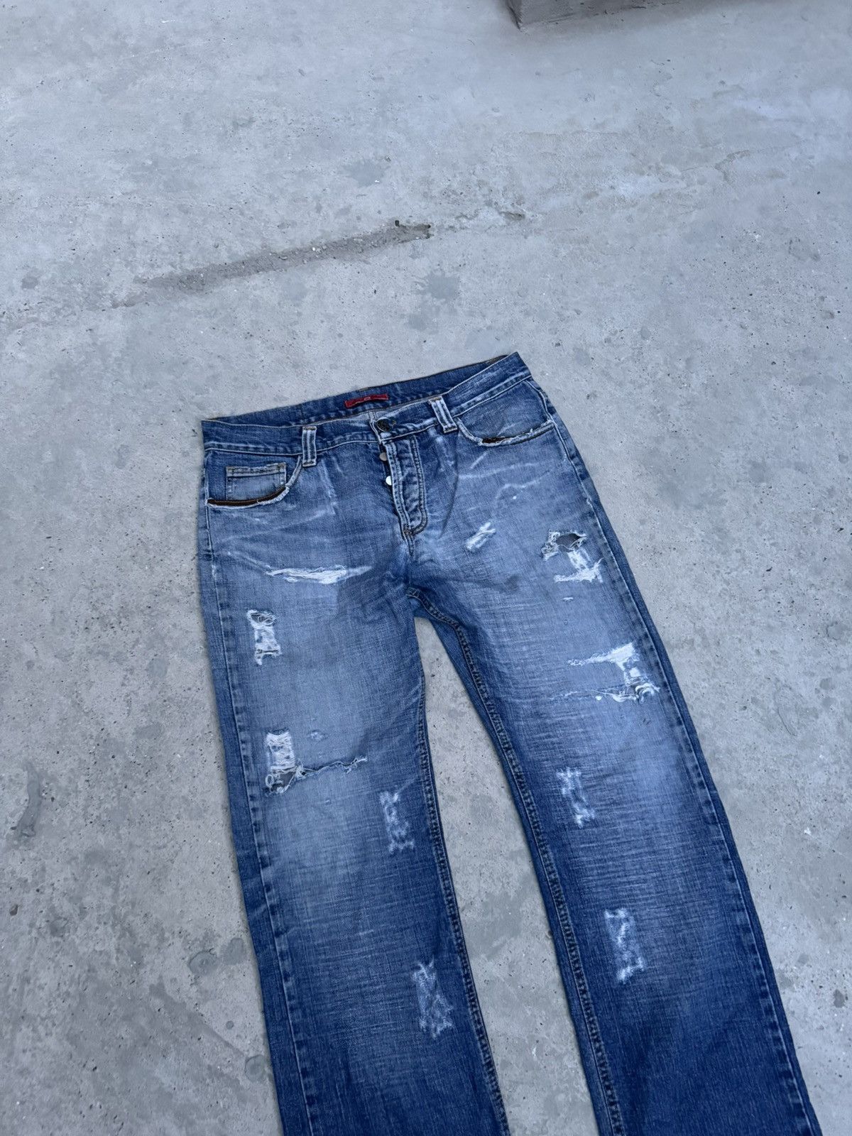 VINTAGE DISTRESSED WINGS DENIM JEANS