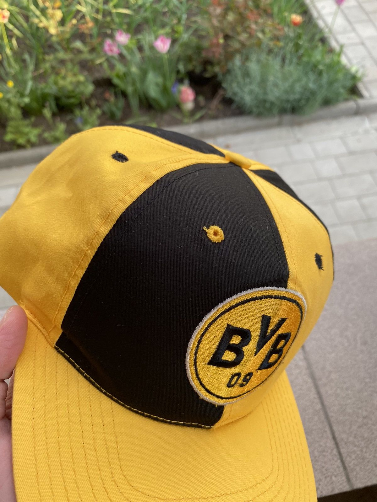 Vintage Vintage Borussia Dortmund Cap yellow/black rare Size ONE SIZE - 8 Thumbnail