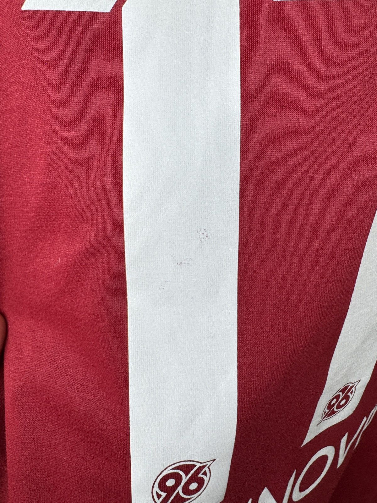 Other HANNOVER 96 2012 13 HOME Player Issue Shirt JAKO #17 DJOUROU Size US L / EU 52-54 / 3 - 15 Thumbnail