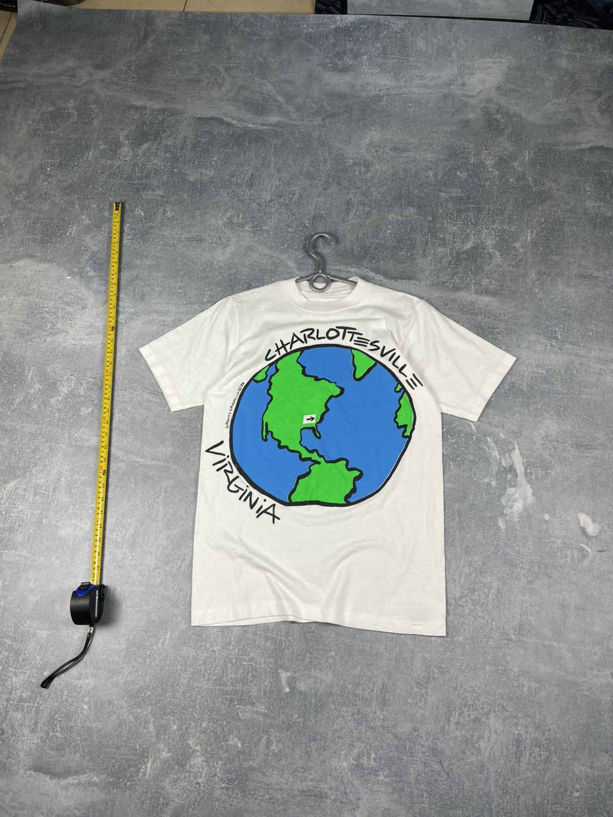 Vintage Vintage 1988 Charlottesville big logo earth tee Size US M / EU 48-50 / 2 - 3 Thumbnail
