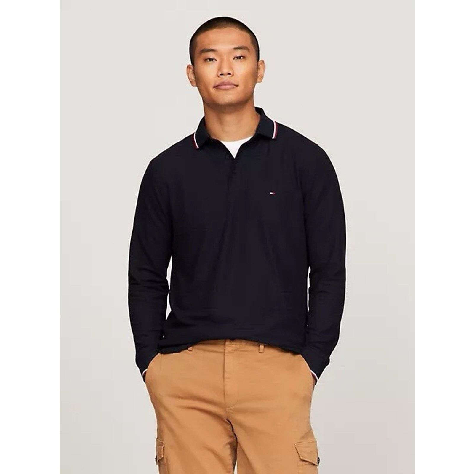 Tommy Hilfiger New Tommy Hilfiger Men Regular Fit Wicking Long Sleeve Polo Size US M / EU 48-50 / 2 - 7 Thumbnail