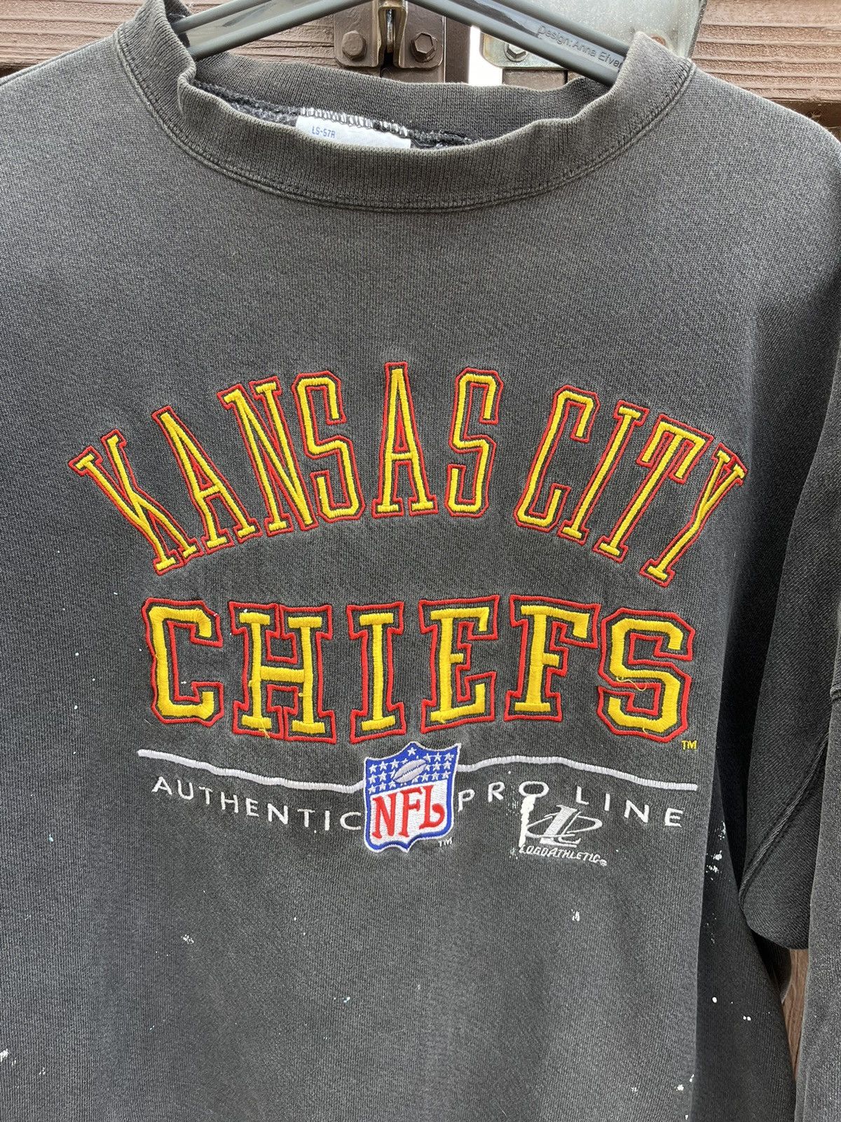 Logo Athletic vintage 90s kansas city chiefs embroidered hoodie Size US XL / EU 56 / 4 - 2 Thumbnail