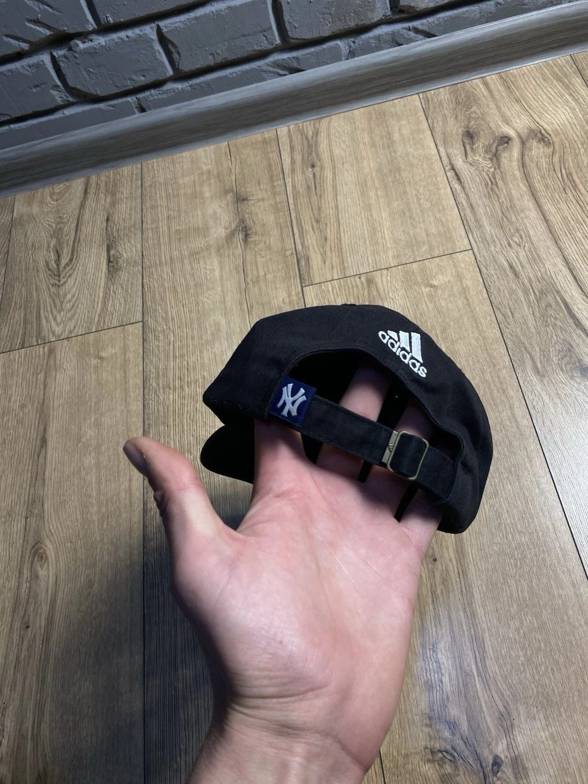 Adidas vintage adidas new york yankees cap black 2000s Size ONE SIZE - 3 Thumbnail