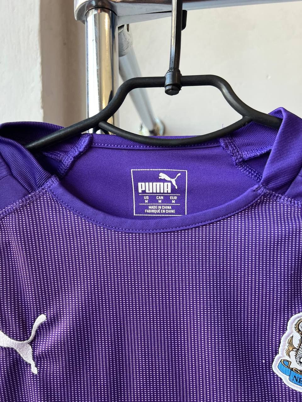 Puma 2018/19 NEWCASTLE UNITED #1 GK FOOTBALL SOCCER SET PUMA SZ M Size US M / EU 48-50 / 2 - 3 Thumbnail